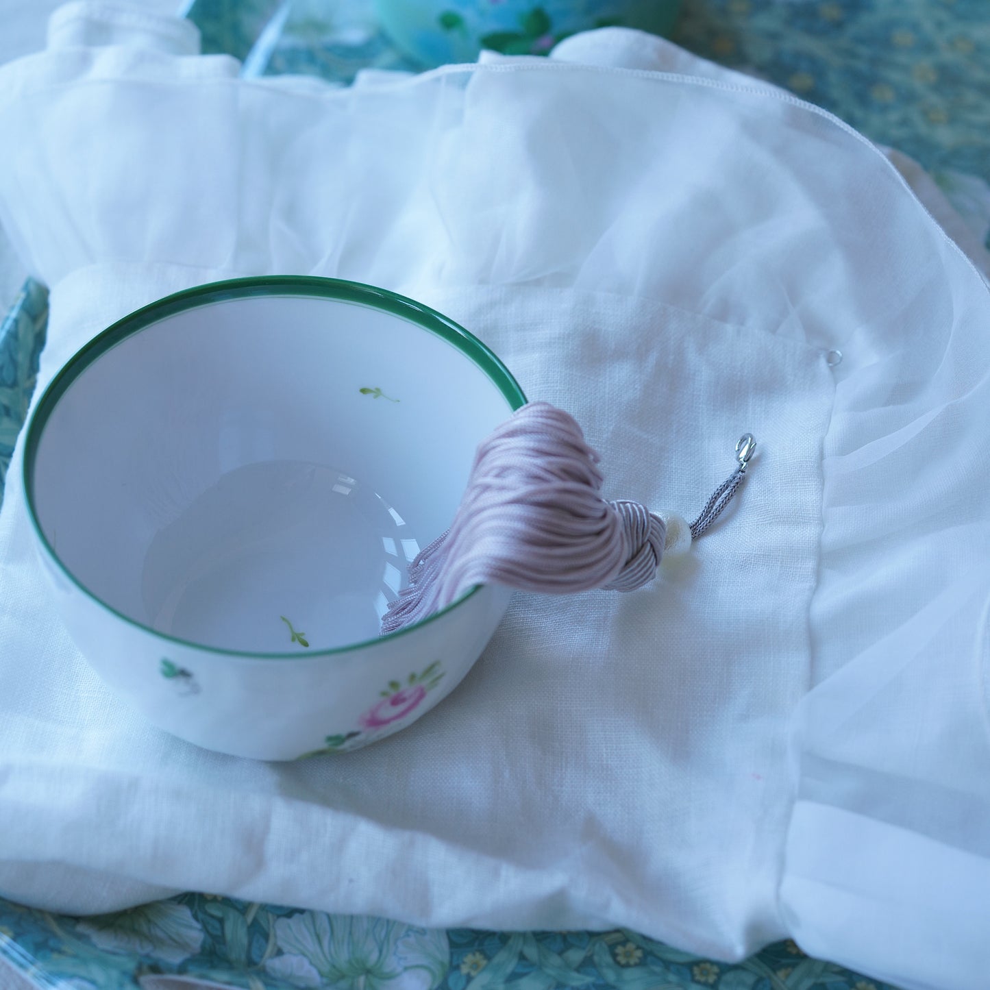 Linen & Silk Frill Napkin with Cotton Pearl Tassel | LA ROSE BLANCHE