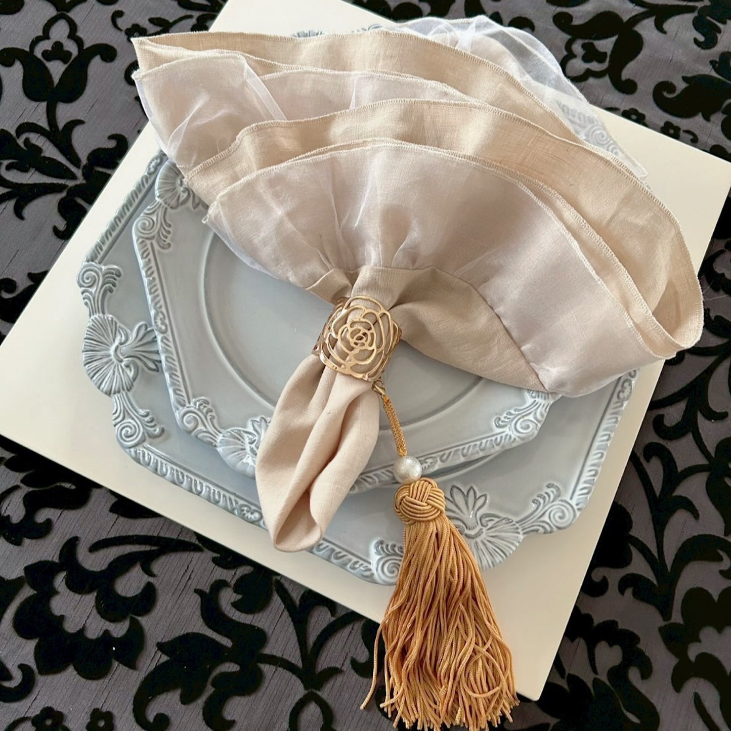 Linen & Silk Frill Napkin with Cotton Pearl Tassel | LA ROSE BLANCHE