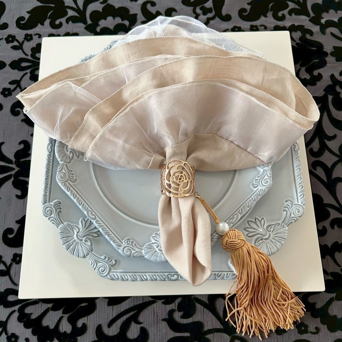 Linen & Silk Frill Napkin with Cotton Pearl Tassel | LA ROSE BLANCHE
