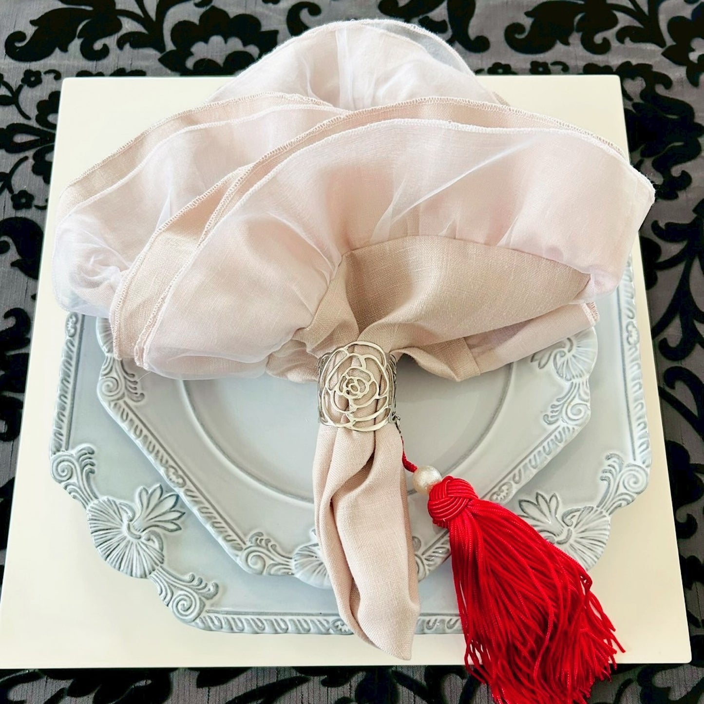 Linen & Silk Frill Napkin with Cotton Pearl Tassel | LA ROSE BLANCHE