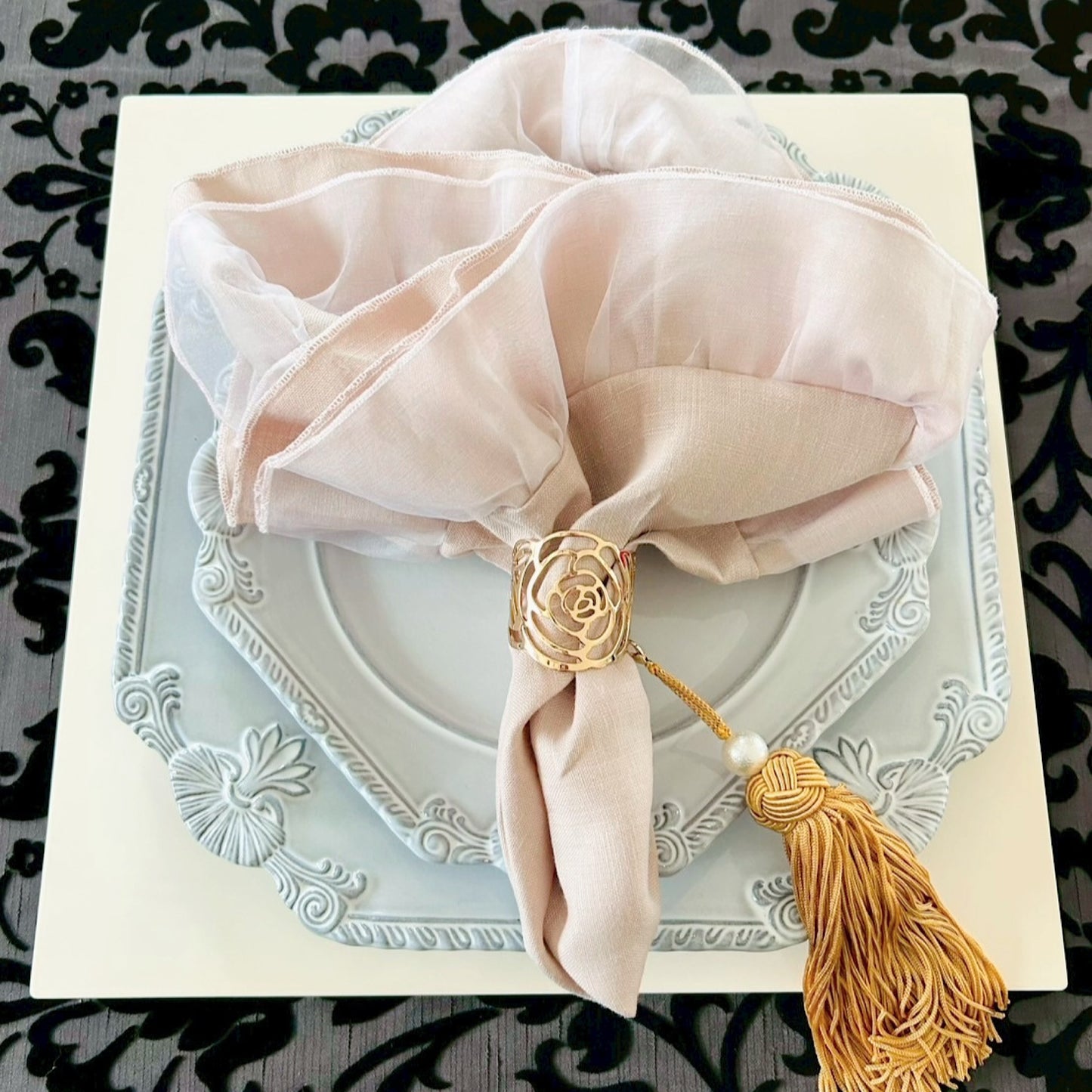 Linen & Silk Frill Napkin with Cotton Pearl Tassel | LA ROSE BLANCHE