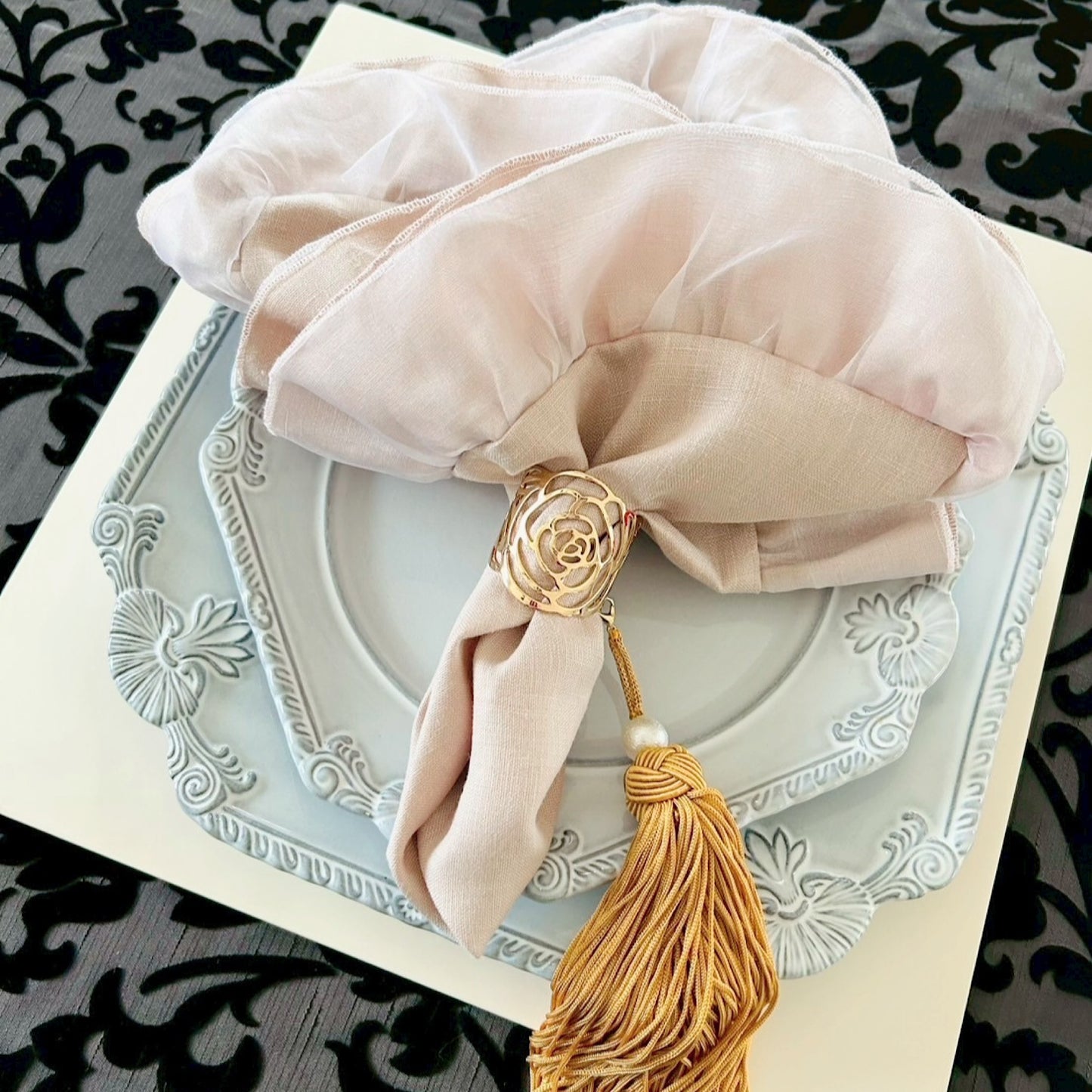 Linen & Silk Frill Napkin with Cotton Pearl Tassel | LA ROSE BLANCHE
