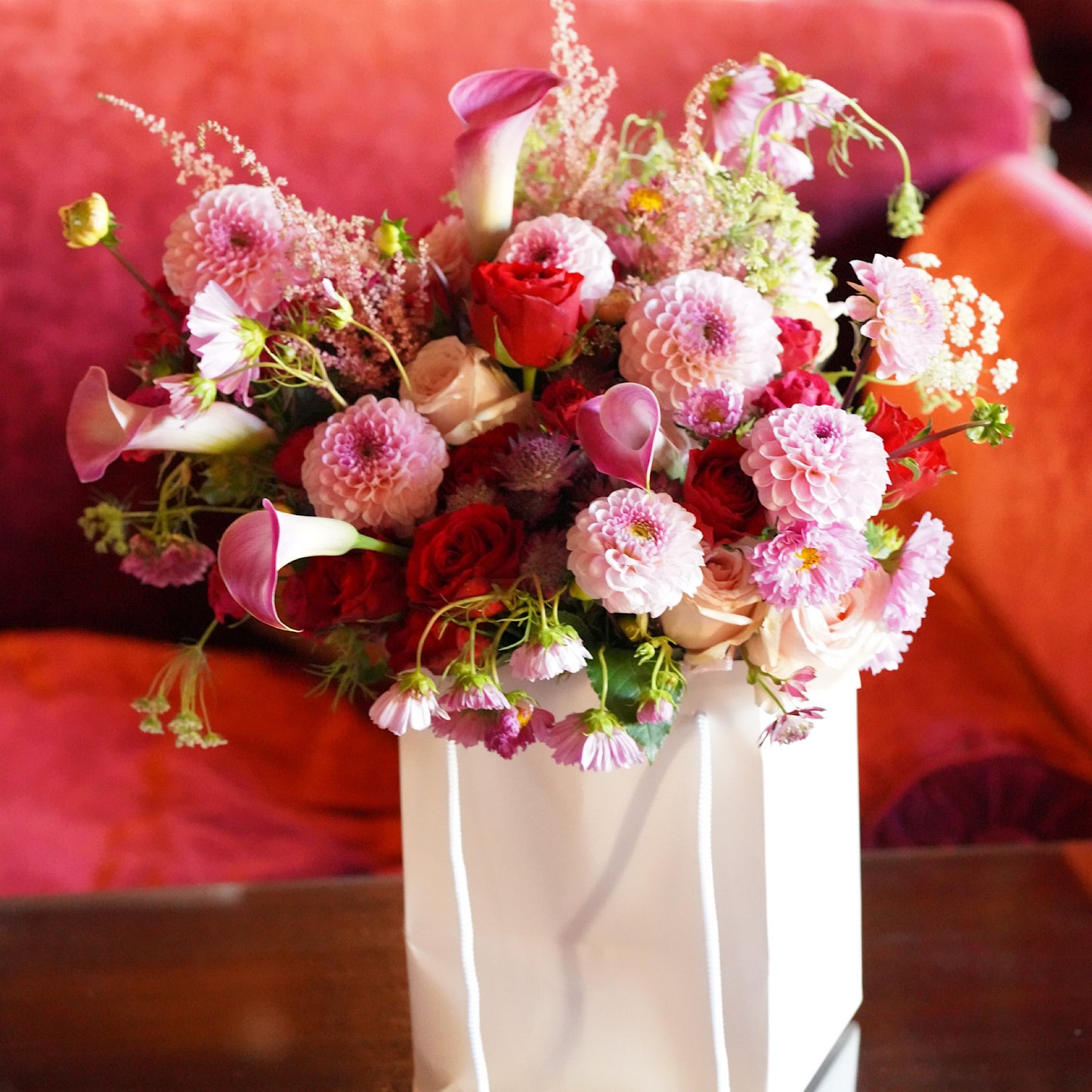 LA ROSE BLANCHE - Autumn Bouquet Workshop