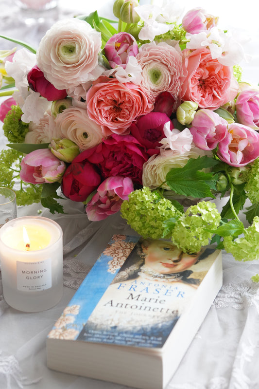 Mother’s Day Flowers UK | Elegant Peony & Spring Bouquet – Hand-Tied in London